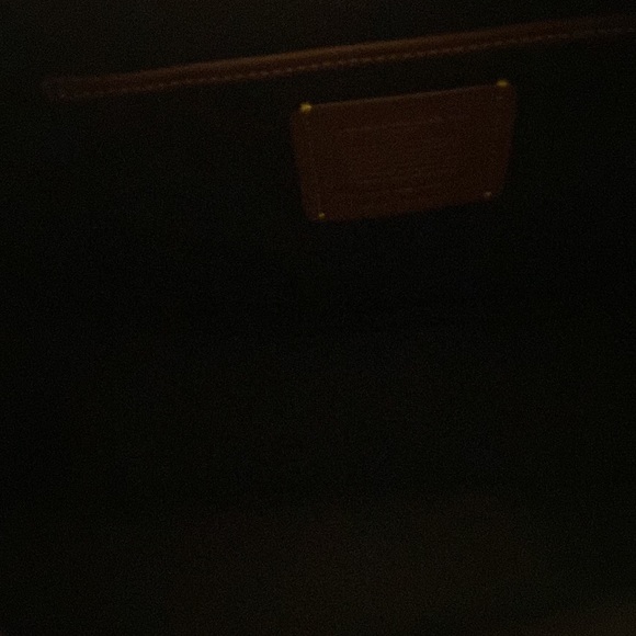 Coach - Picture 10 of 12